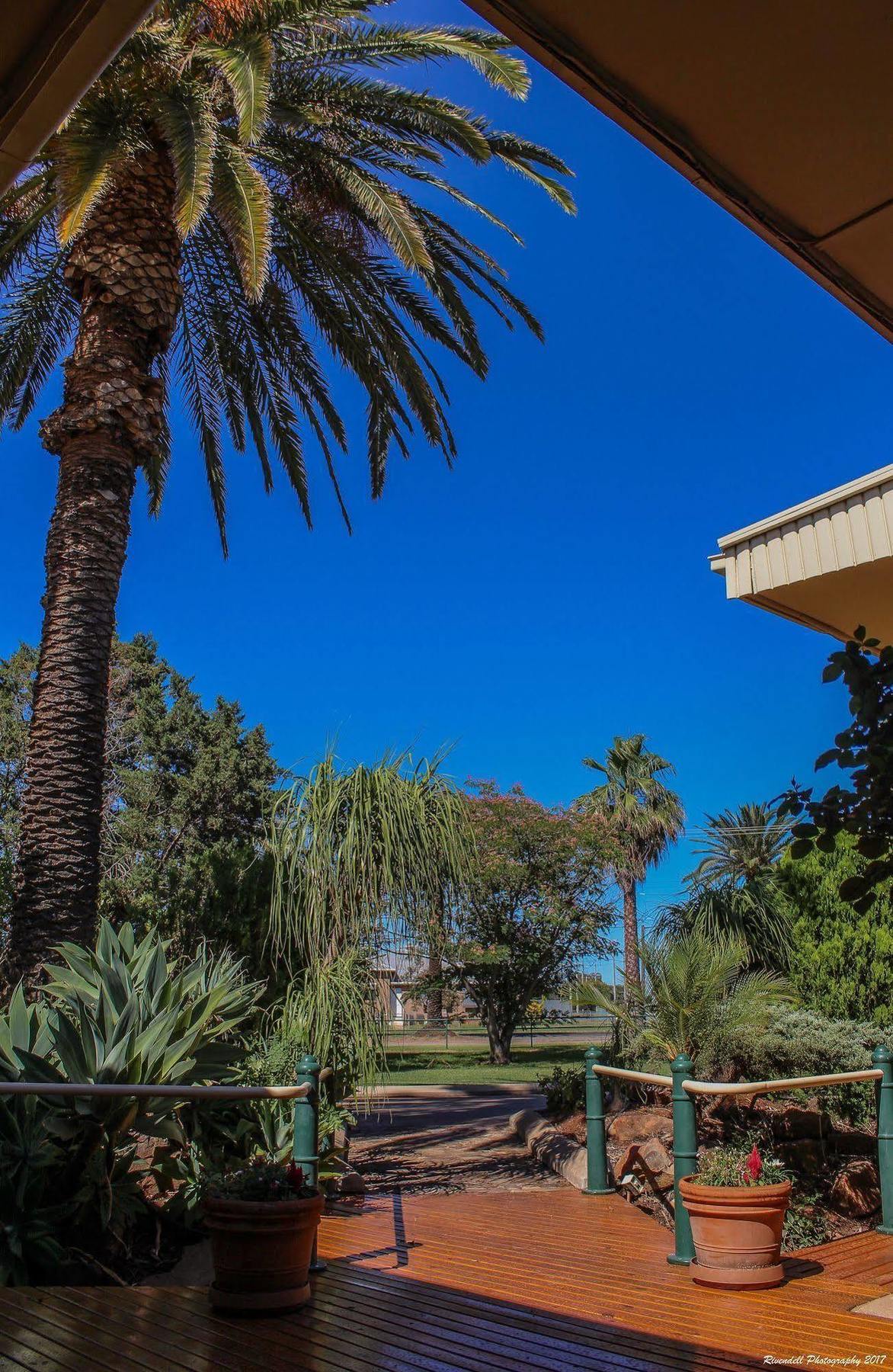 Motel Riverina Leeton Exterior photo
